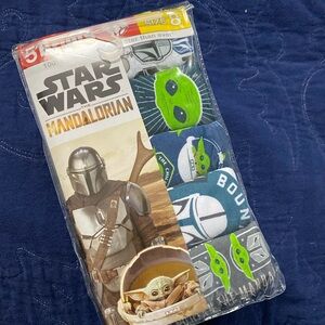 NWT Boys Star Wars Mandalorian Briefs Size 8